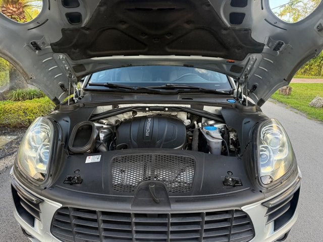 2017 Porsche Macan AWD