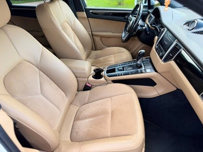 2018 Porsche Macan AWD