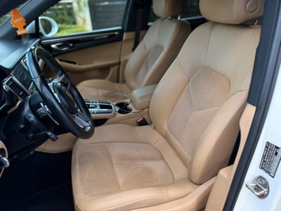2018 Porsche Macan AWD