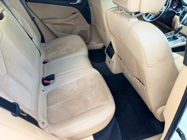 2018 Porsche Macan AWD