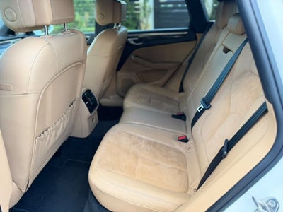 2018 Porsche Macan AWD
