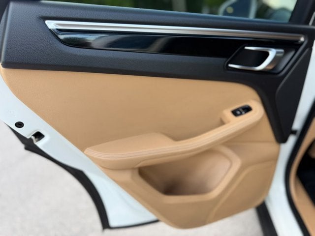 2018 Porsche Macan AWD