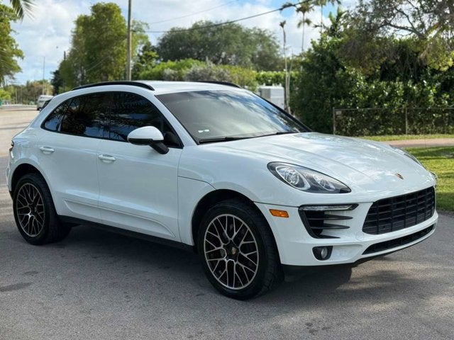 2015 Porsche Macan S