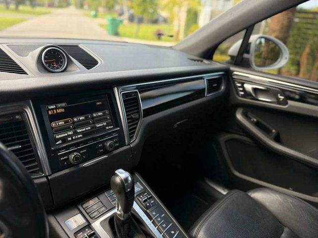 2015 Porsche Macan S