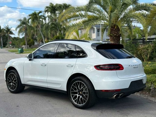 2015 Porsche Macan S