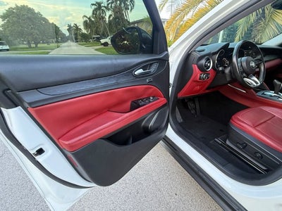 2021 Alfa Romeo Stelvio RWD