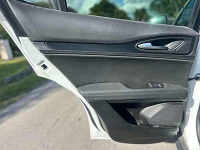 2022 Alfa Romeo Stelvio Sprint