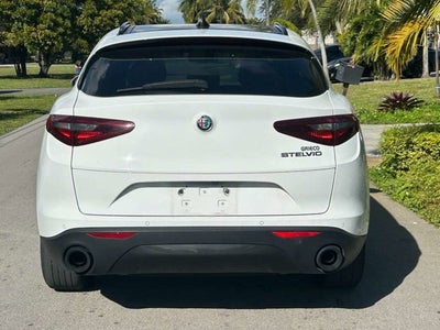 2022 Alfa Romeo Stelvio Sprint