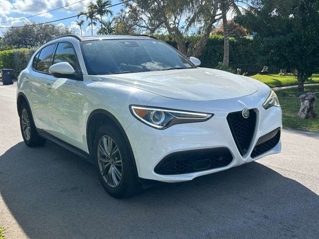 2022 Alfa Romeo Stelvio Sprint